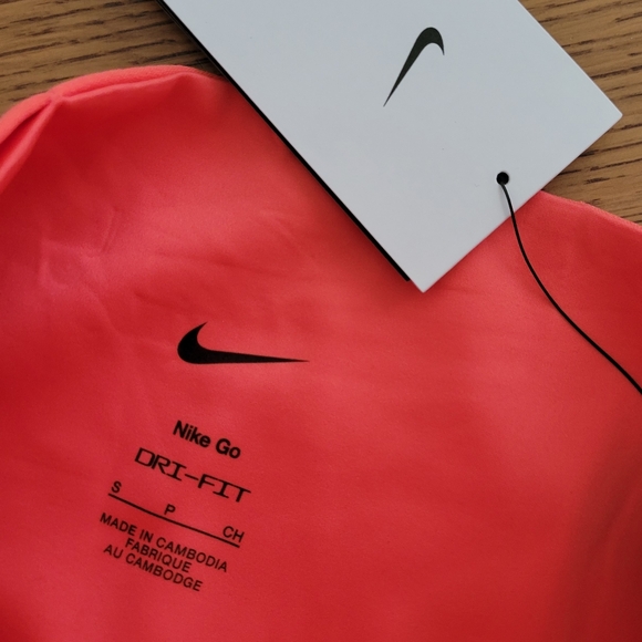 Nike Go Firm-Support, High-waisted Cropped leggings with pockets - coral - Picture 12 of 15